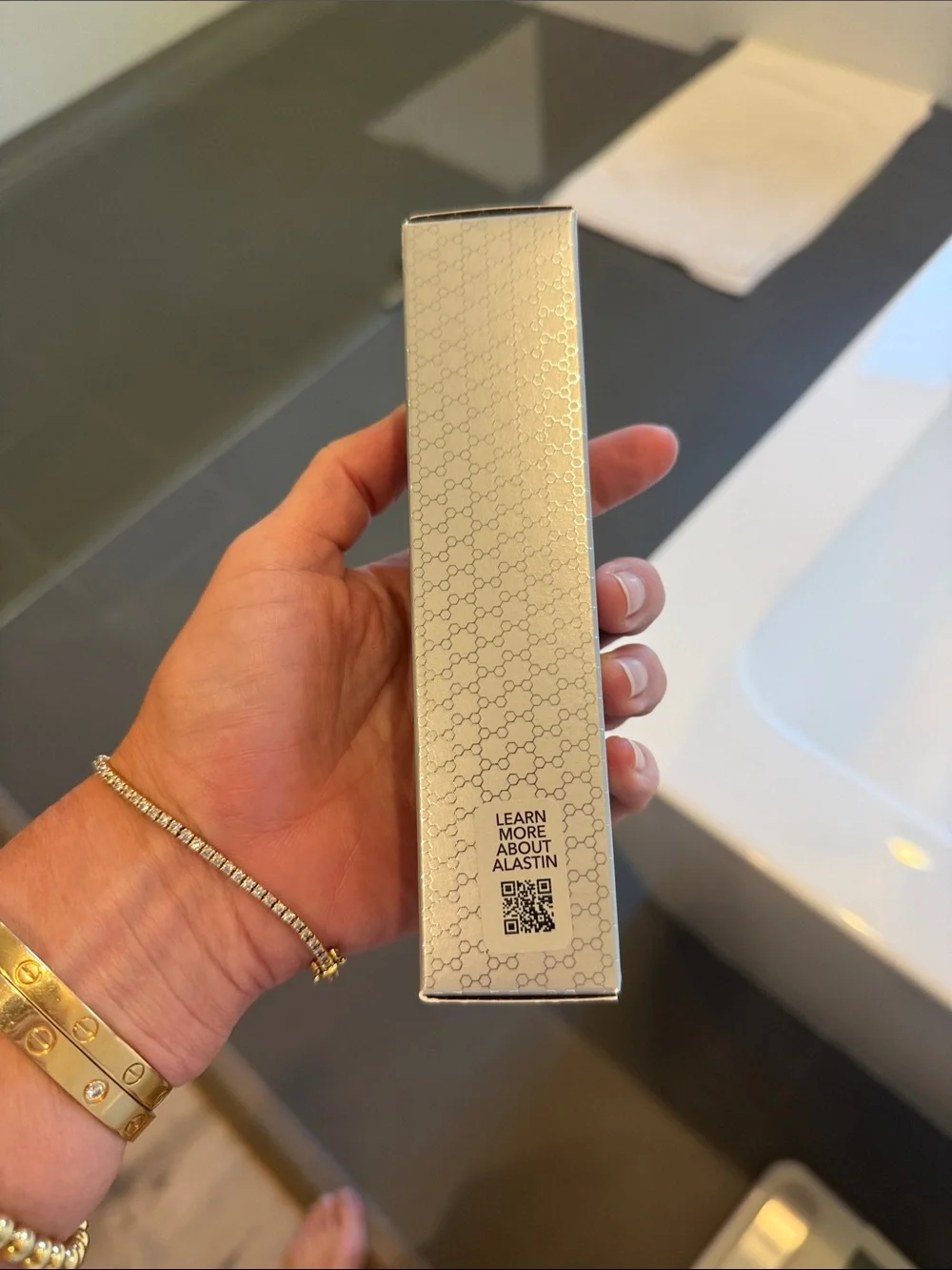 A-Luminate Brightening Serum - Silver